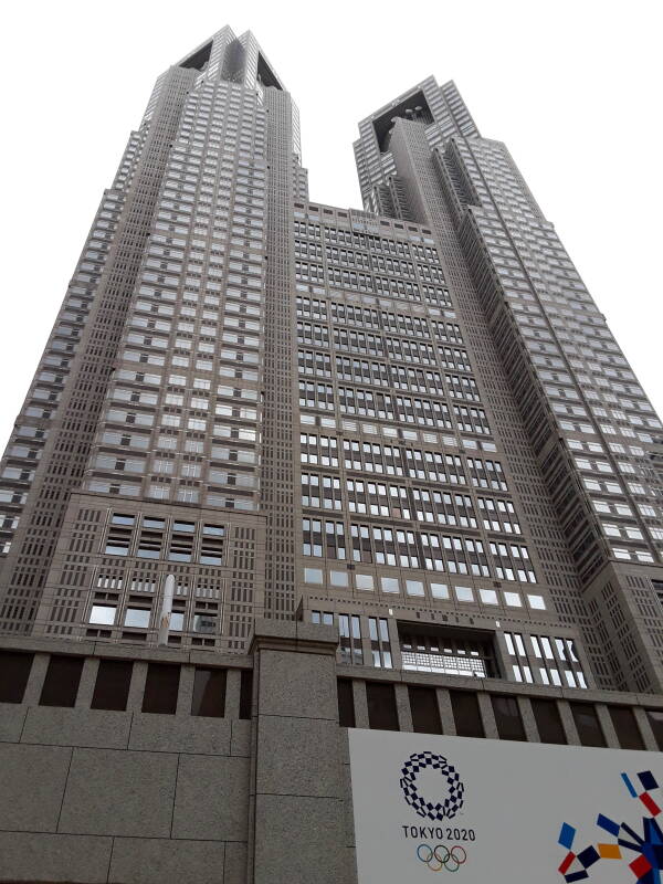 Tōkyō Metropolitan Government Building in Shinjuku district in central Tōkyō.