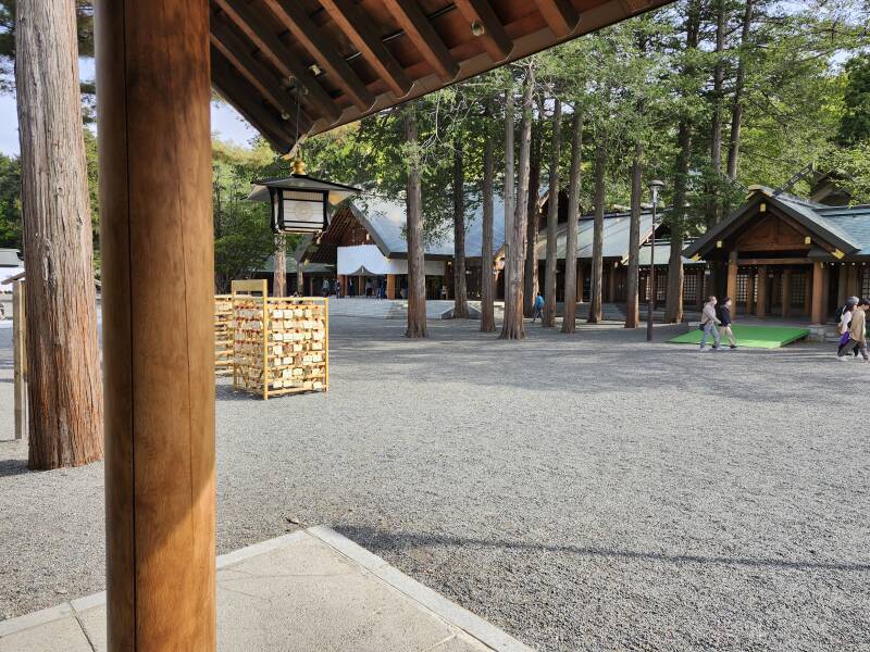 Multiple buildings at Hokkaidō Shrine.