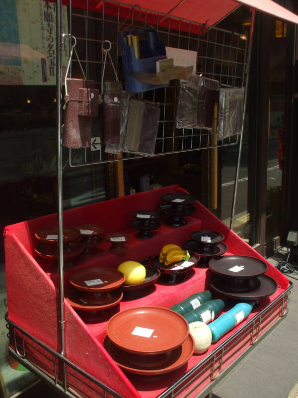 Offering bowls in a Buddhist store in Kyōto.