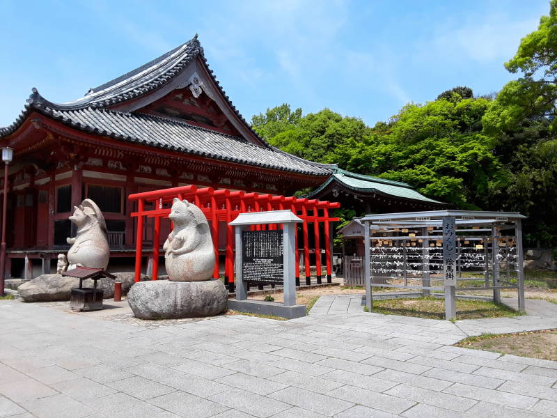 Large temple at Yashima.