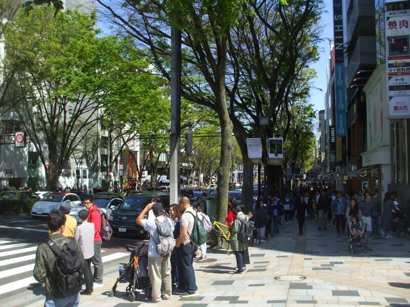 Walking west on the south side of Omotesandō in Harajuku.