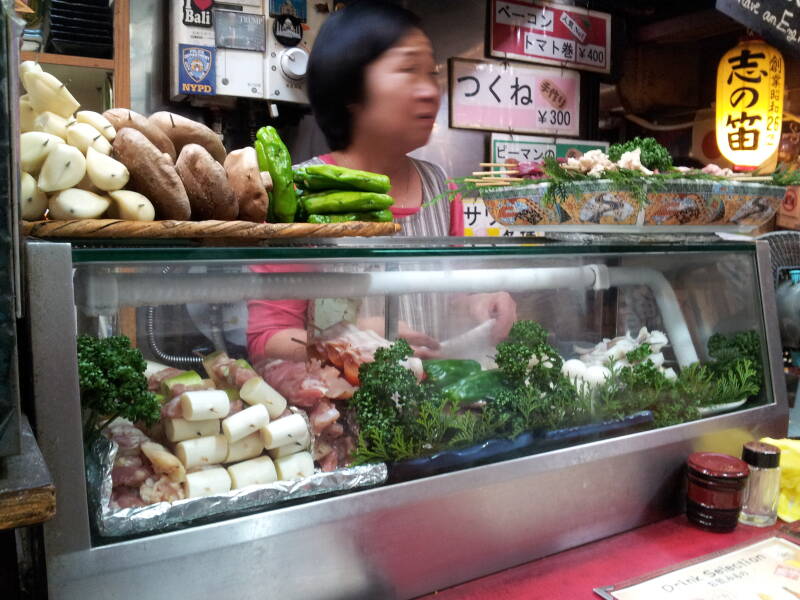 In an izakaya in Omoide Yokochō in Shinjuku, in Tōkyō