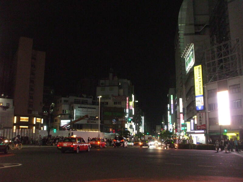 View north from northwest corner of Omoide Yokochō in Shinjuku, in Tōkyō