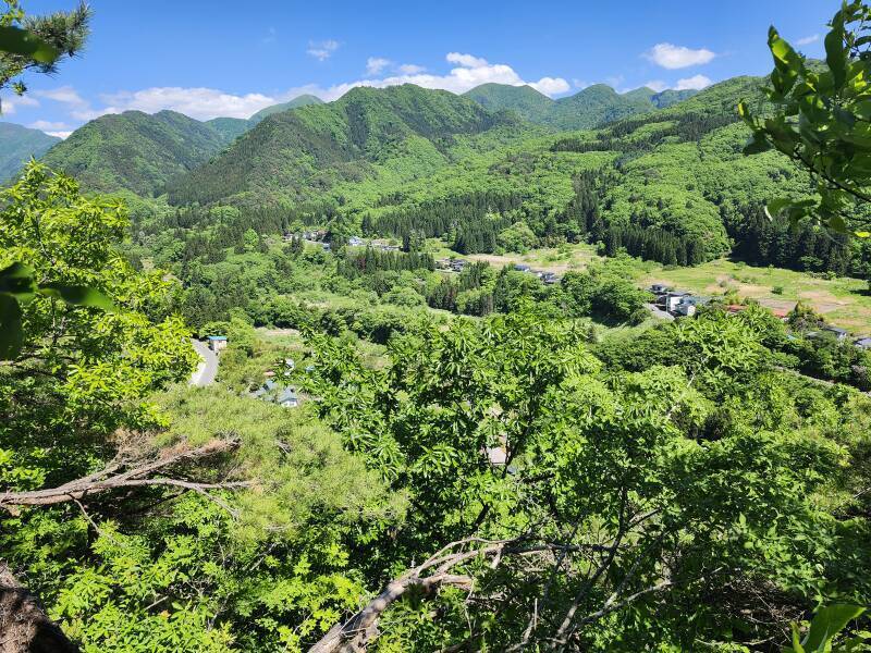 View to the east from Shiro-iwa Nana-iwa.