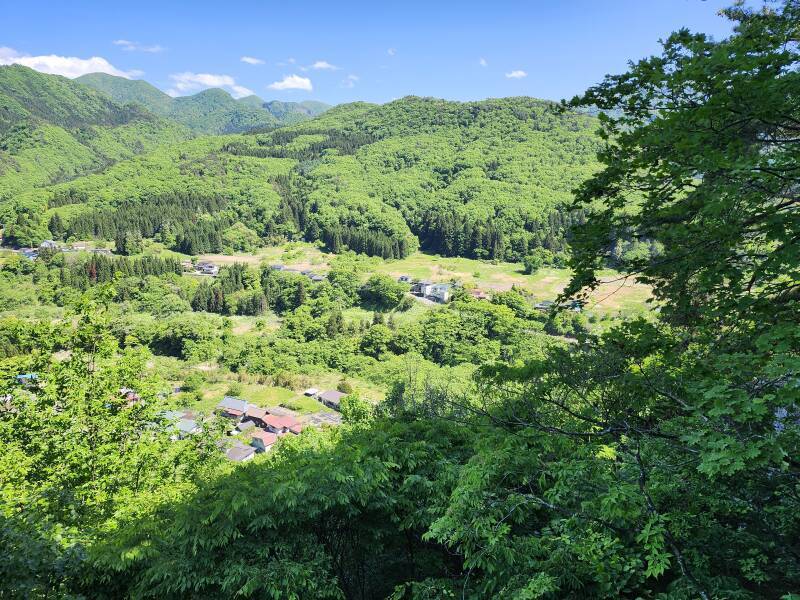 View to the south from Shiro-iwa Nana-iwa.