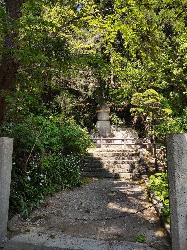 Emperor Seiwa's Buddhist grave marker, labeled as 'Emperor Seiwa's Treasure Tower' on Google Maps.