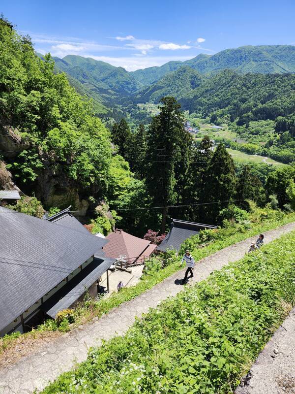 View down from path to Kaizan-dō hall and Nōkyō-dō the sutra repository.