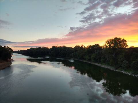 Sunrise over the Wabash River in Lafayette, Indiana, USA.