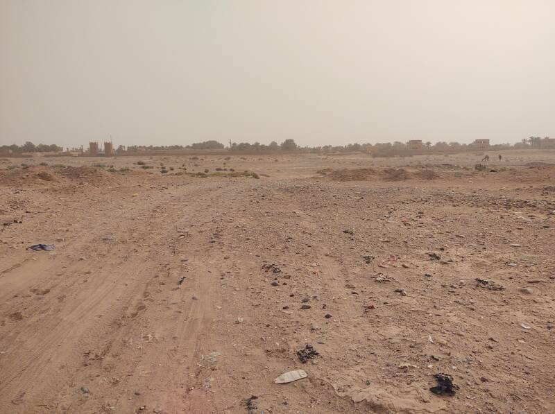 Approaching the Draa wadi in M'Hamid el Ghizlane.