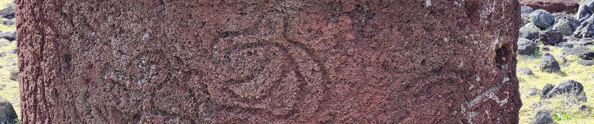 Petroglyphs on red scoria at Ahu Akahaŋa.