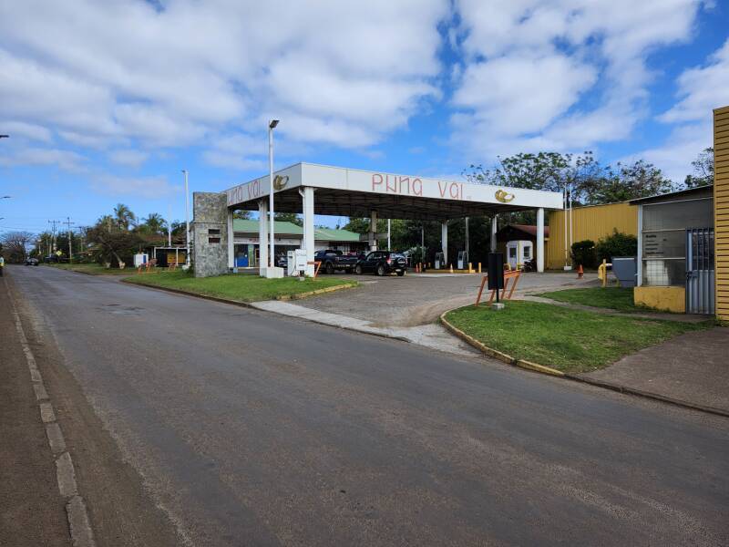 The only gas station on Rapa Nui.