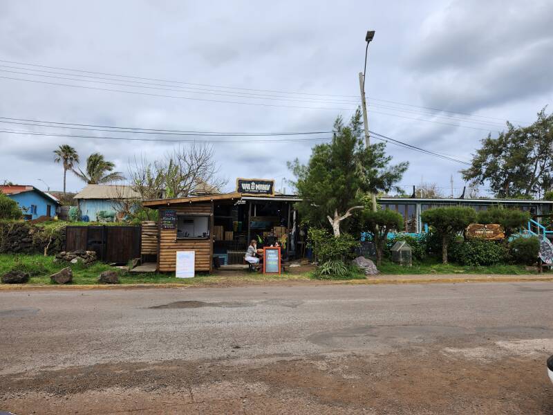 Vai Manu Surf / Cafe