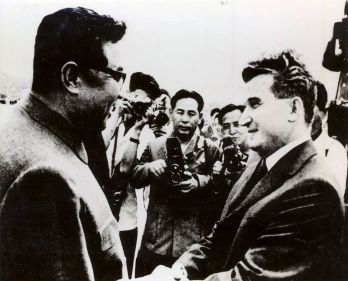 Nicolae Ceauşescu and Kim Il Sung meet in 1971.