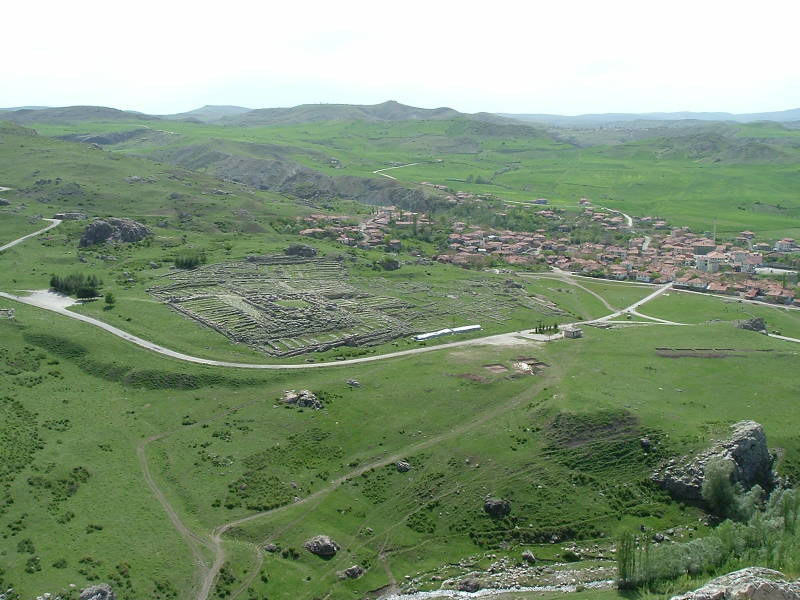 View over the village of Boğazkale and lower Hatuşaş, from the top of Büyükkaya.