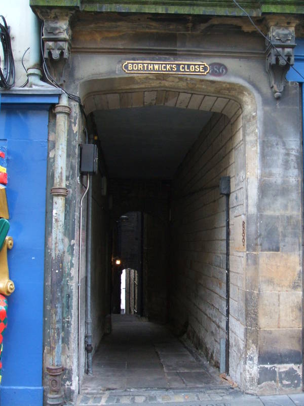 Passageway to a 'close' along the Royal Mile in Edinburgh, between the Castle and Parliament.