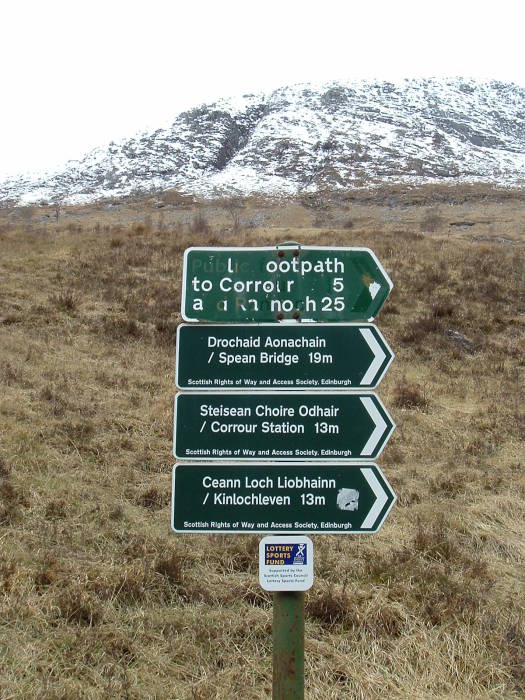 Footpaths to Drochaid Aonachain (Spean Bridge), Steisean Choire Odhair (Corrour Station), and Ceann Loch Liobhainn (Kinlochlevin), in Scotland.