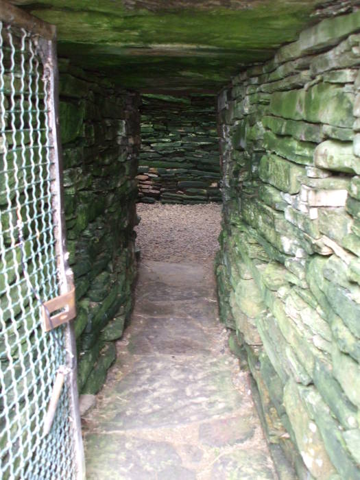 The Knowe of Onston, the entry passageway.