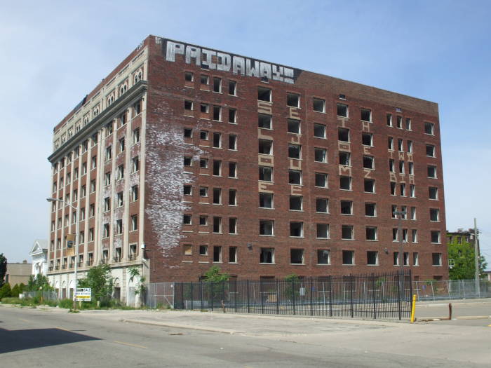 Large vacant building on Alexandrine near Woodward in Midtown Detroit.
