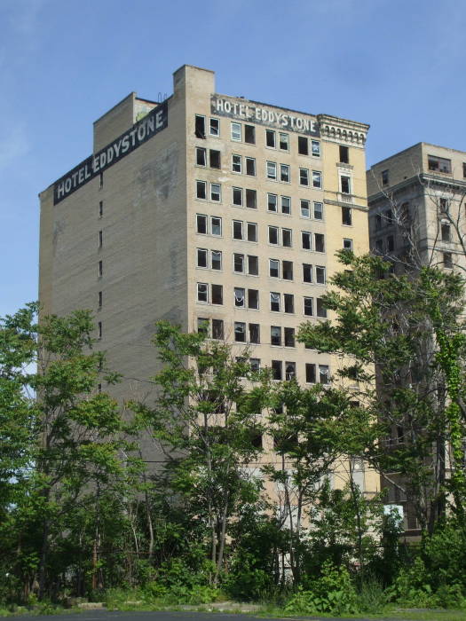 Hotel Eddystone and Harbor Light Center.