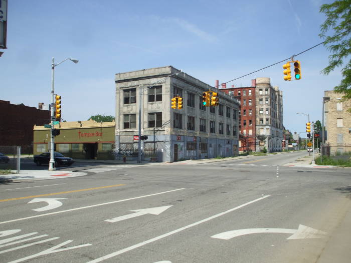 Temple Street crossing Cass Street near the Masonic Temple in Detroit.