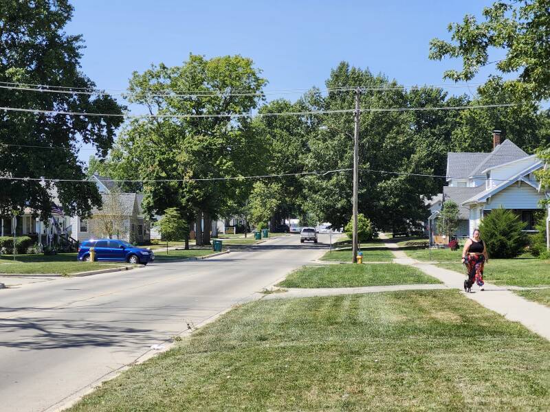 Marshall Avenue along #1408, site of the first attack described in the local newspaper.