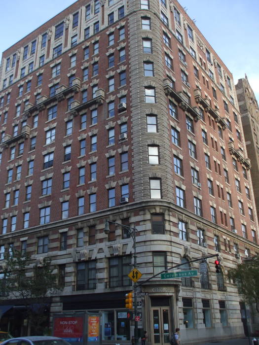 Patrick Bateman's apartment building at 55 81st Street.