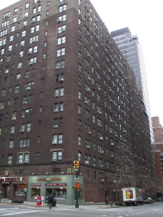 411 East 54th Street, site of a murder.