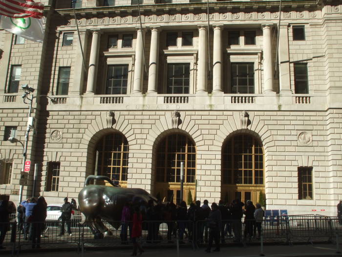 Cunard sold tickets in the great hall at 25 Broadway.  Now a Telehouse datacenter is located upstairs in the building.