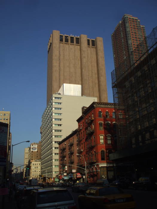 AT&T switching equipment was moved to 33 Thomas Street in Tribeca.