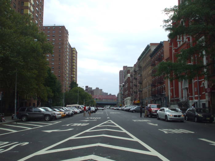 Looking south on Pitt Street from Stanton Street.