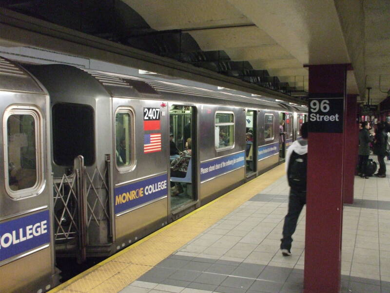 Changing from #1 to #2/3 express train at 96th Street.