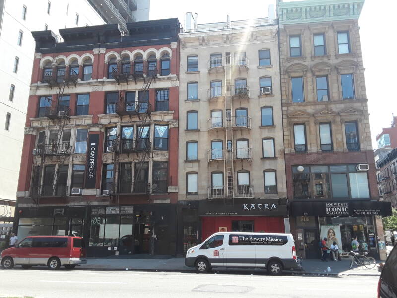 Former Alabama Hotel SRO at 219 Bowery, now an art gallery among other businesses.