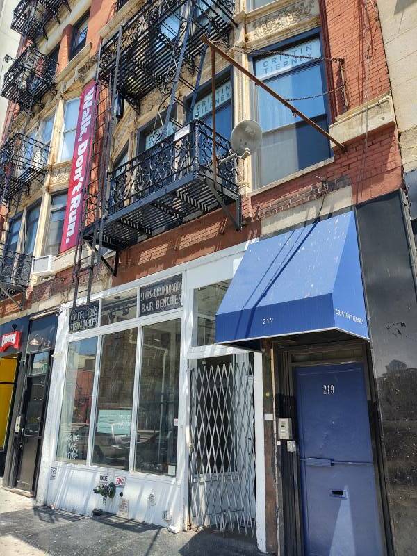 Former Alabama Hotel SRO at 219 Bowery, now an art gallery among other businesses.