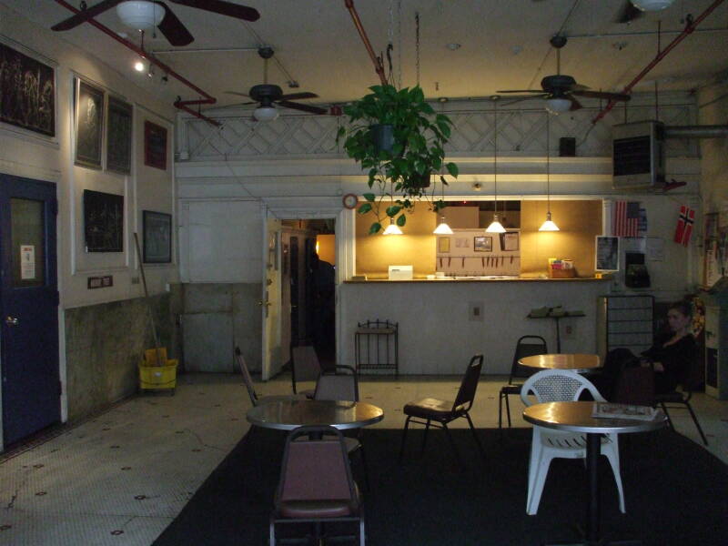 The front desk in the lobby of the Whitehouse SRO hotel and hostel.