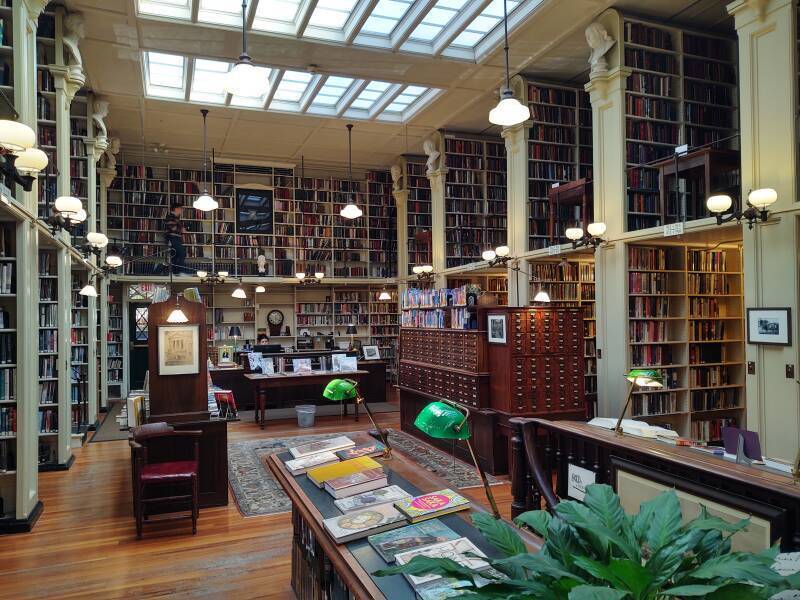 Interior of Providence Athenæum.